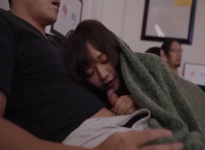 Cô em họ tinh nghịch làm tôi thổn thức